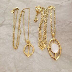 ✨ Stella and Dot Mother of Pearl Fortuna Set Charm Pendant Minimalist Necklace ✨